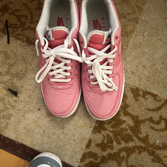 Nike Other - Nike Women's Coral Sneakers